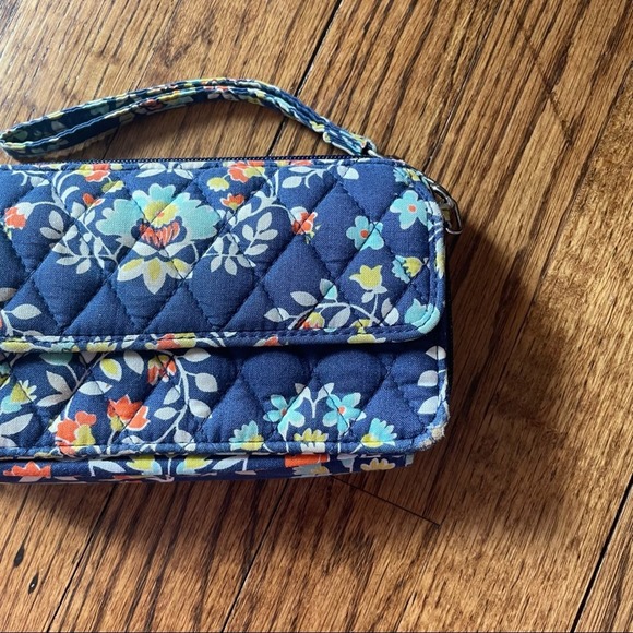 Vera Bradley Chandelier Floral Wristlet Wallet Blue - Picture 3 of 10